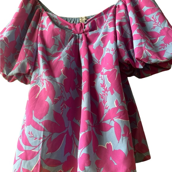 UMGEE women Size M PUP shoulder Off blouse pink and Blue color - Picture 10 of 16